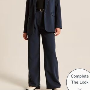 A&F Sloane Tailored Pant Navy